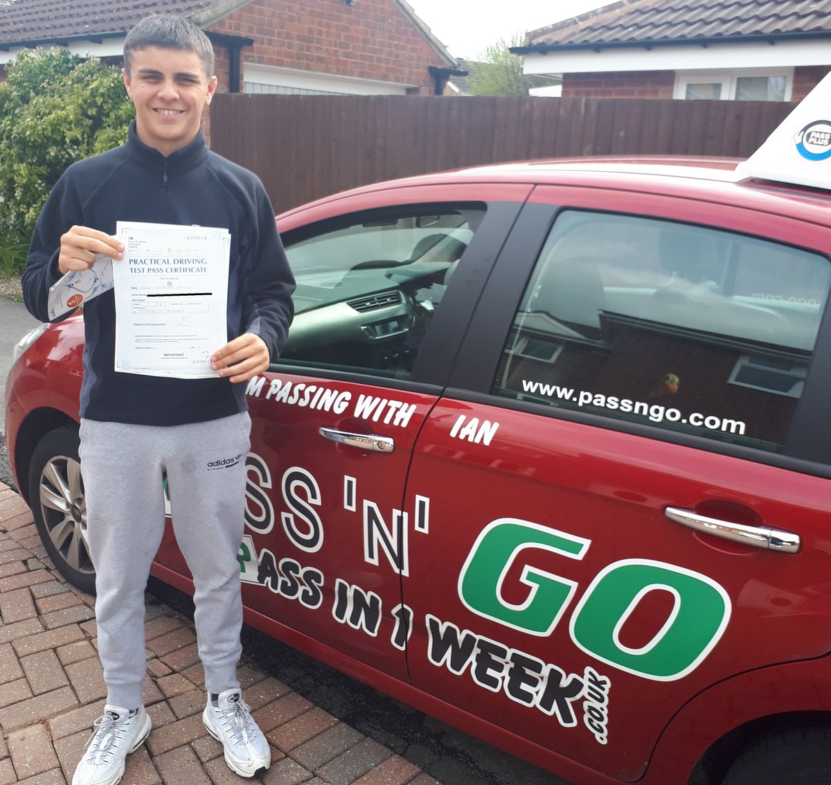 PassNGo's tweet photo. #BISHOPAUCKLAND PASS ALERT!!!
Congratulations to James Gallone who has #passed their driving test with their instructor Ian Edminson!! #passphoto #drivingschool
If you'd like to start driving give us a call on 0333 207 0663 Or visit https://t.co/T07Zx49aXa https://t.co/ZBMRMIJGnS