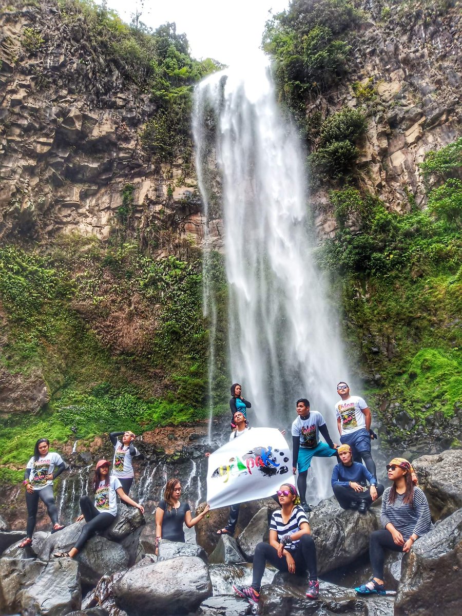 ambiXUS's tweet photo. I was able to help Agkir Elem. School through Yapak Outreach Program. Hike in three mountains in 2 days. #Agkir #Daday #Asikasik for only 1,500php #transpo #4meals #Fun https://t.co/FmVqecqOFo