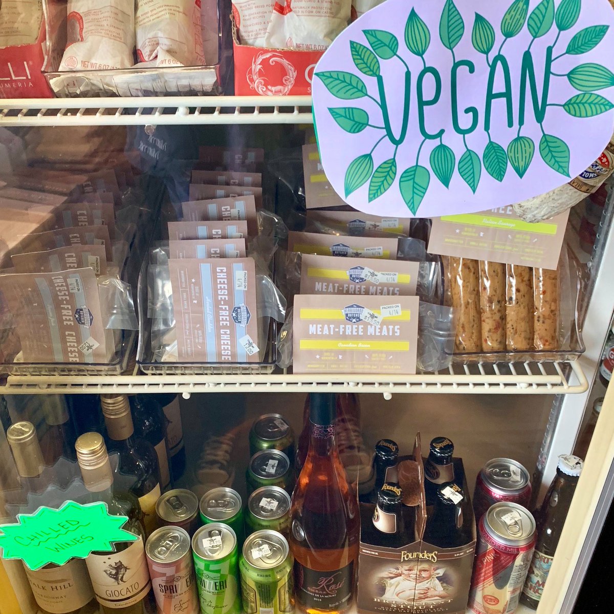 Grand Rapids, MI: <a href="/VeganGR/">Vegan Grand Rapids</a> has the scoop on scoring our #vegan meats &amp; cheeses at <a href="/TheCheeseLadyGR/">The Cheese Lady</a>: vegangr.com/the-guide/1991… #GrandRapids