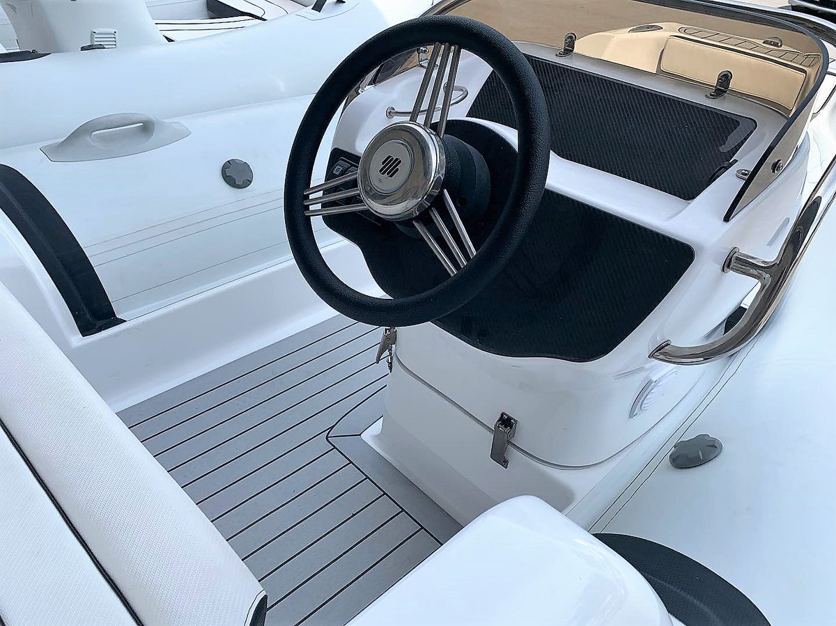 #WalkerBay dealers are ready for #boating season with a great inventory of Walker Bay #boats! Find a Dealer near you: walkerbay.com/rigid-inflatab…
Photos by our dealer STAL MAR.