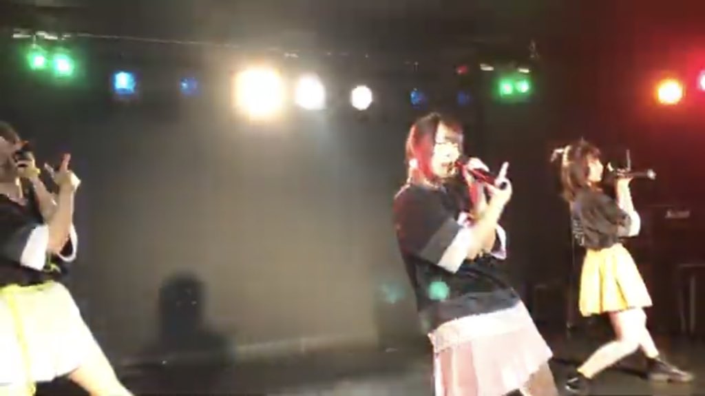 yuutarinrin0721's tweet photo. @momonakasimai ふぁいとーふぁいとーー！
めちゃめちゃ応援するね11日！
ちなみにさっきyoutubeでコールの練習してたっすぅーー！ https://t.co/BQmBGQeOjy