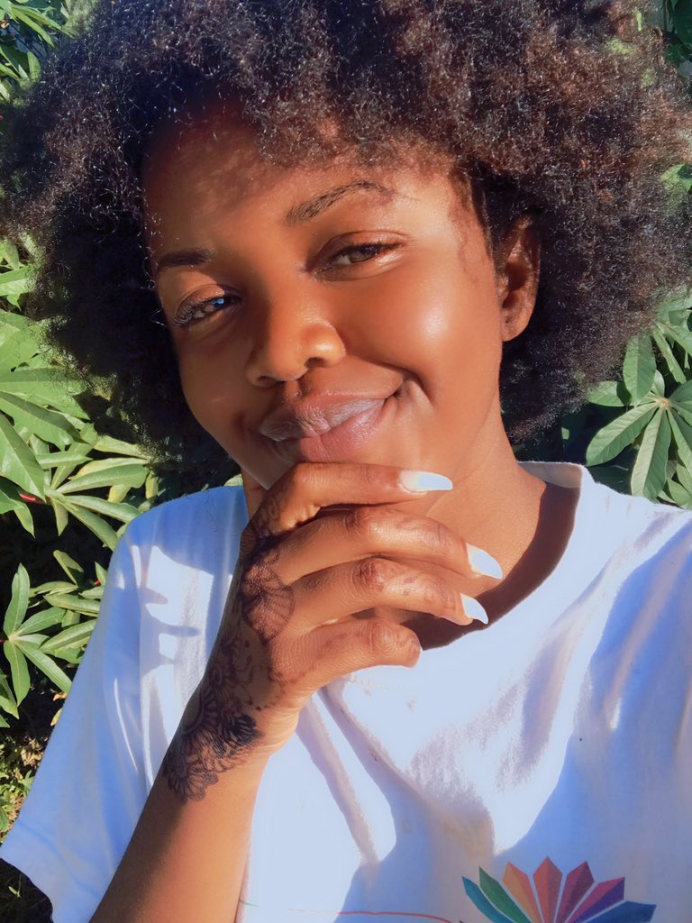 Sophia Chapeshamano On Twitter The Sun Ft Me And My Nappy Hair