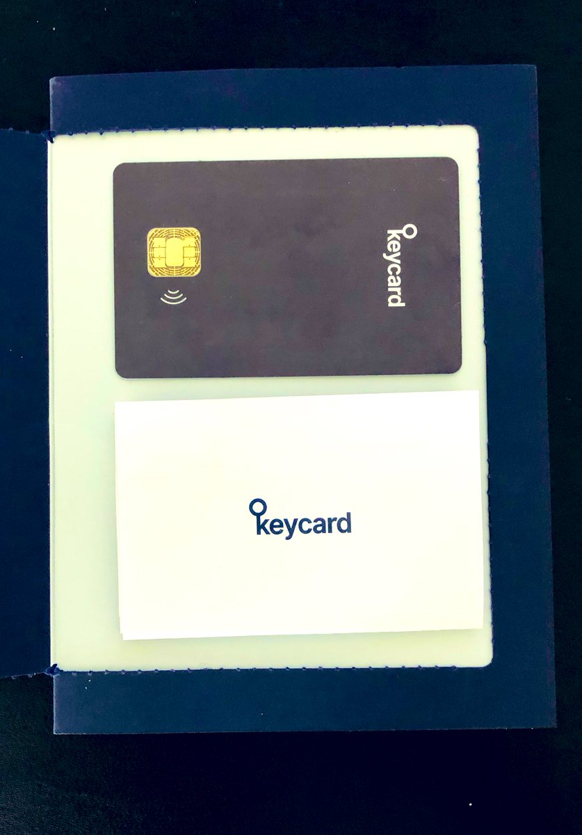 Oooh fancy. Just received my <a href="/Keycard_/">Keycard Shell</a> from <a href="/ethstatus/">Status</a>. Looks awesome👏👏

Nice work <a href="/glgrau/">Guy-Louis Grau</a> and co 🔥💪
