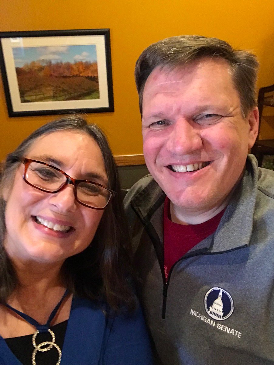 pandoraorg's tweet photo. Pres. @LoriKroger, met with Sen. Wayne Schmidt to discuss MI Senate Resolution 20 about ME. Sen. Schmidt is supporting the resolution! @BShuell &amp; @SenLTheis gave testimony to the Senate Health Policy Committee last week. SR20 is moving back to the floor for a vote soon. https://t.co/WjZWmgioHO