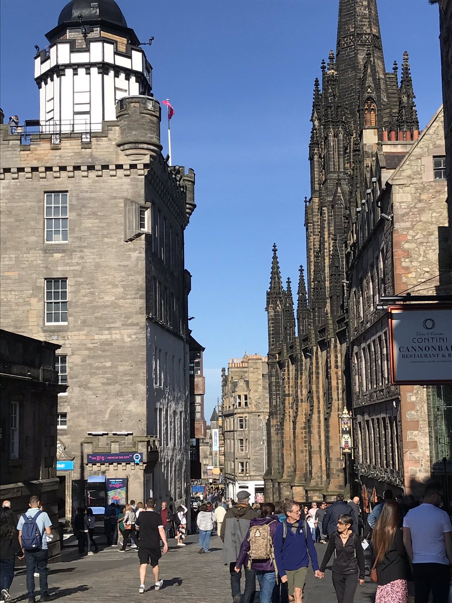 ACCE_Marcella's tweet photo. Edinburgh scenes #ACCEurope2019 @ACCinhouse @ACCEurope @AlexGaltieri @Inhouse_Law https://t.co/yXIK6feSk5