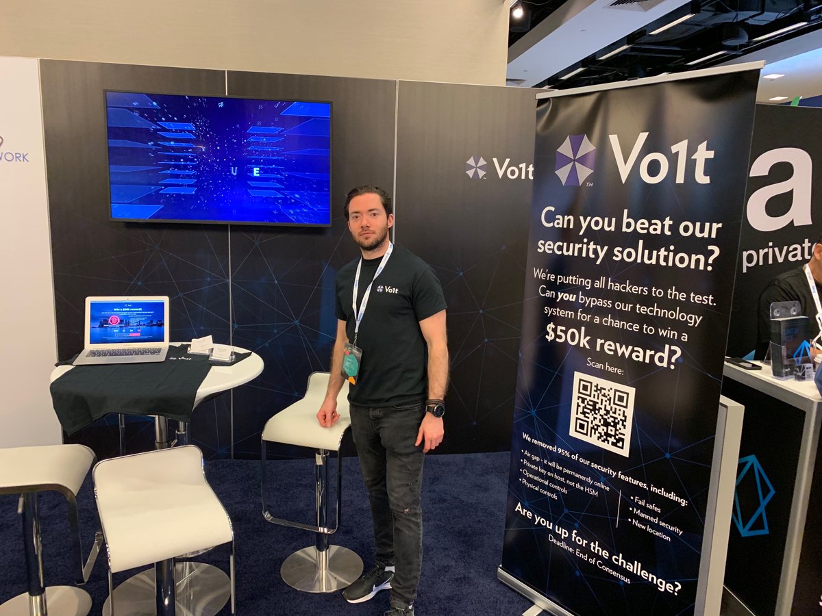 Crypto_Vo1T's tweet photo. We are ready to help! #BlockchainWeekNYC #Consensus2019 #Consensus https://t.co/5s539McMaz