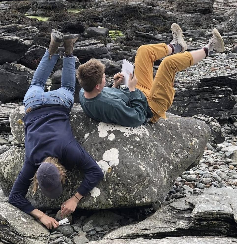 AdvportfolioGcc's tweet photo. We forgot to mention we went on a wonderfully wild #artist #residency retreat in SKYE! Our @Glasgow_Clyde students made some beautiful artwork despite the uneven rural surfaces! Check out the amazing balancing acts! https://t.co/LHp5nxCq0T