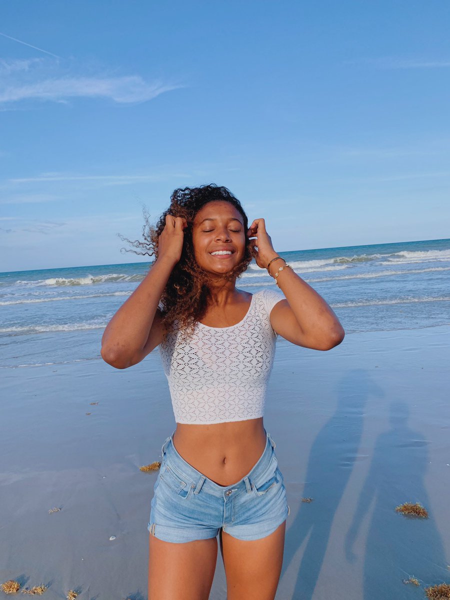 mikaylamorin_'s tweet photo. pure bliss 🌬 https://t.co/1eUdBz5WQC