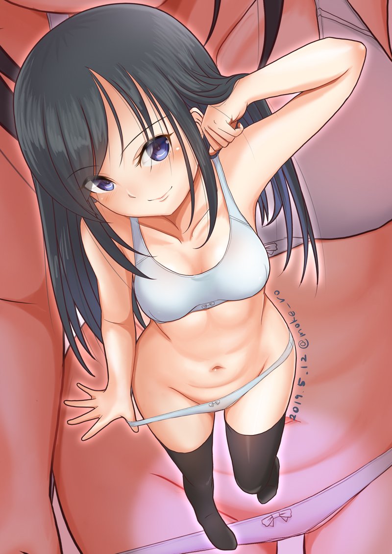 もけろー Skeb受付中 C100お疲れ様でした C102でお会いしましょう 仕上がりを確認して下さいと迫ってくる朝潮ちゃん 艦これ 艦隊これくしょん 朝潮 艦隊これくしょん 下着艦娘 まったく 駆逐艦は最高だぜ T Co Byb0frzqki T Co