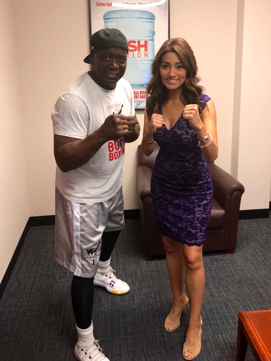 TheRitaGarcia's tweet photo. “I look & act like my mind & will.” -#BillyBlanks talking about his new workout called #BoomBoxing. He is inviting all of our viewers to work out with him coming up @ 9AM on @GDLA. Tune in to check it out w/@Megancolarossi. ✨#FoxLA https://t.co/LHbtpRHxl0