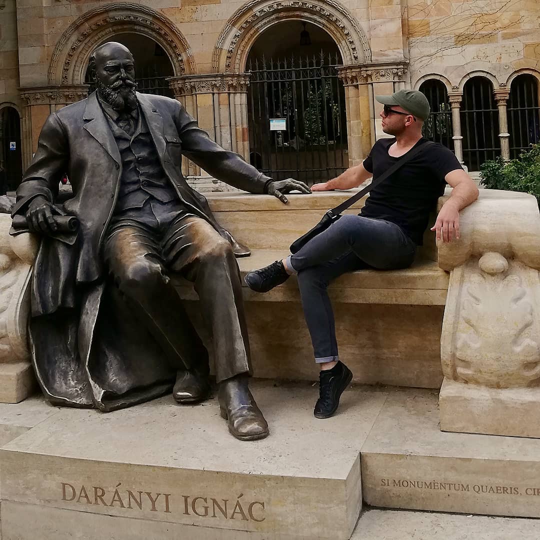 GoTouchDown's tweet image. Chat about how the Rubix Cube came to be and other fascinating Hungarian inventions like the noiseless match, it makes for great conversations starters.
_
 📷|IG| neno_baric_24fit
_

#GoTouchDown #PictureOfTheDay #TouchdownGroup #EuropeStyle #EuroTravel #DiscoverEurope #Budapest