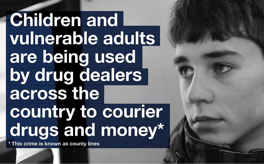 WimborneNPT's tweet photo. Do you think that a child or vulnerable adult may be being exploited by #CountyLines gangs? Please report it to us!   #Wimbornepolice https://t.co/XDKcROsQD6