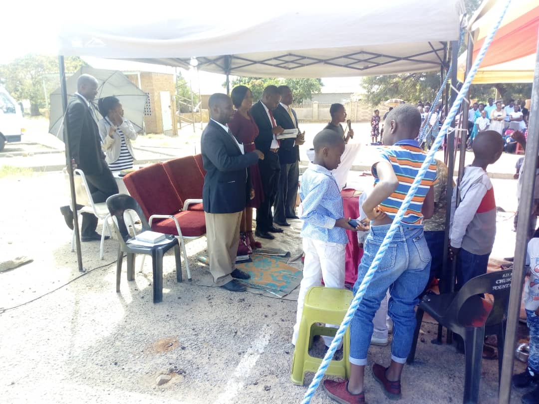 day_fountain's tweet photo. @wzcstewardship,On a normal Sabbath this is how we we congregate to worship the Lord,we do not yet have a place to build a temple for the Lord but our WELCOME WITH BOTH HANDS ALL WHO COME. https://t.co/eBltK8pbCs