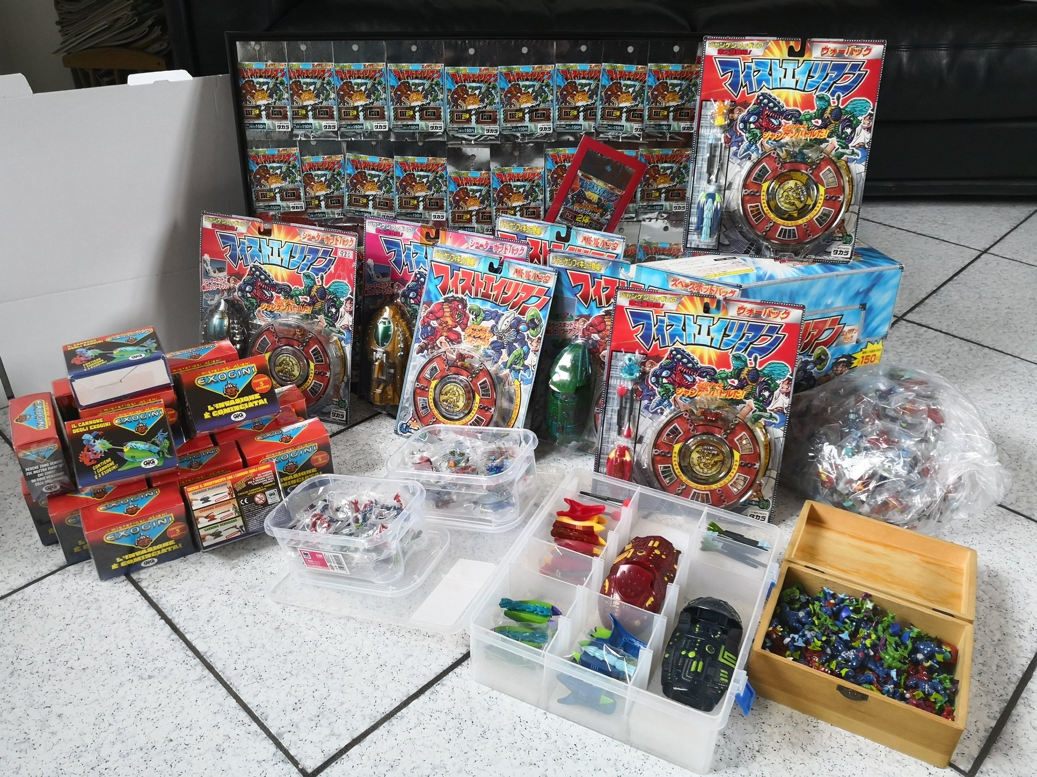 zoso-on-twitter-my-fistful-of-aliens-collection-i-ve-got-lot-of