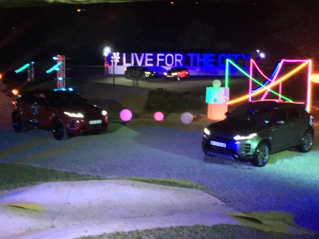 Deon_Schoeman's tweet photo. All-new @LandRoverZA #RangeRover #evoque is lighting up #jozi with loads of tech and glamour. Promises decent all-terrain talent, too. #LiveForTheCity https://t.co/HY32iS6BGw