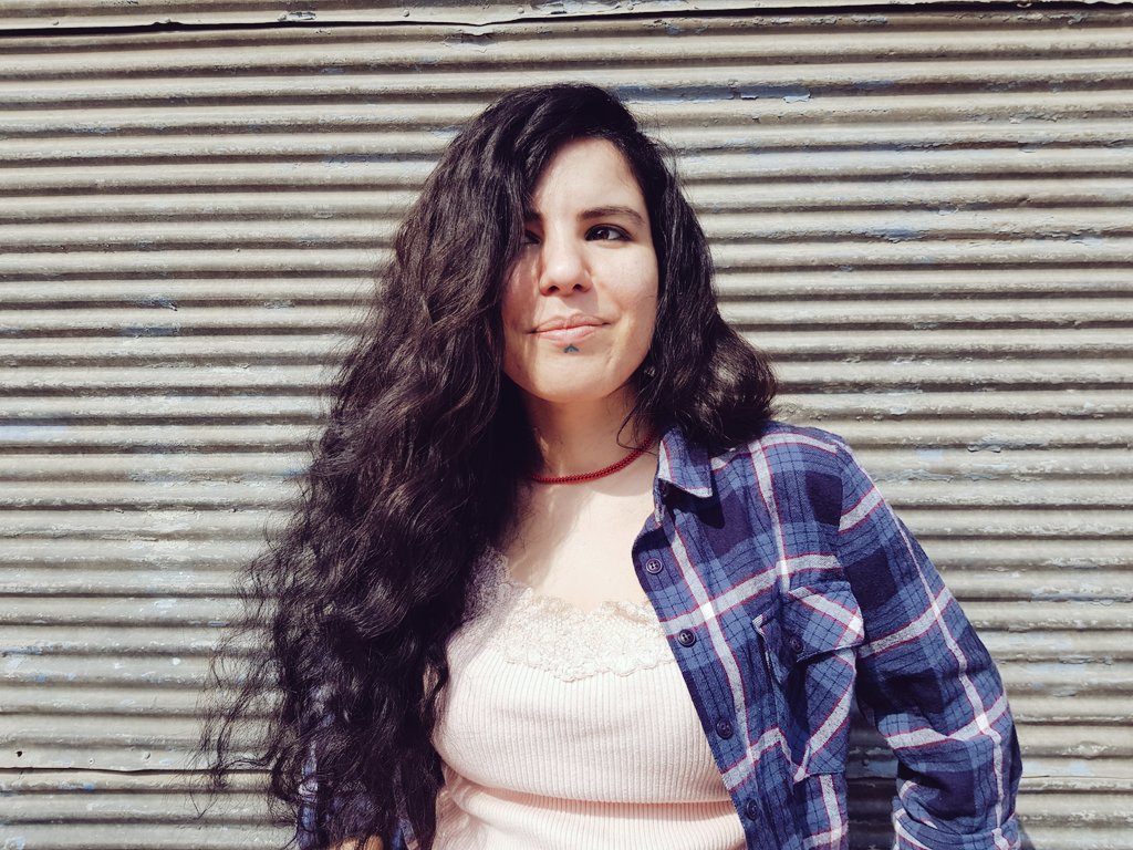 'There were so many childeren in there. Some of them had never seen the outside - what a tree looked like, or a sheep, or an ant. They used to come to me and ask me to draw... so they could see'

Writer in residence @zehradoganjinha speaks to <a href="/bbcoutlook/">BBC Outlook</a> 

bbc.co.uk/sounds/play/w3…