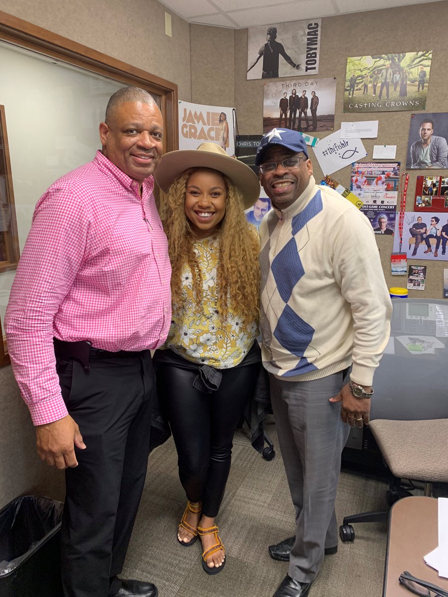 LrRejoice's tweet photo. Look who stopped by the @LrRejoice studios... https://t.co/UqB8WM4eNA