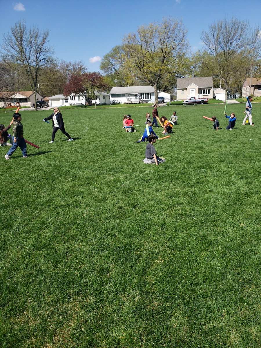 talamantesmrs's tweet photo. Prefect day for noodle tag! #halverson @MsKyllo https://t.co/xUQJpmAe2R