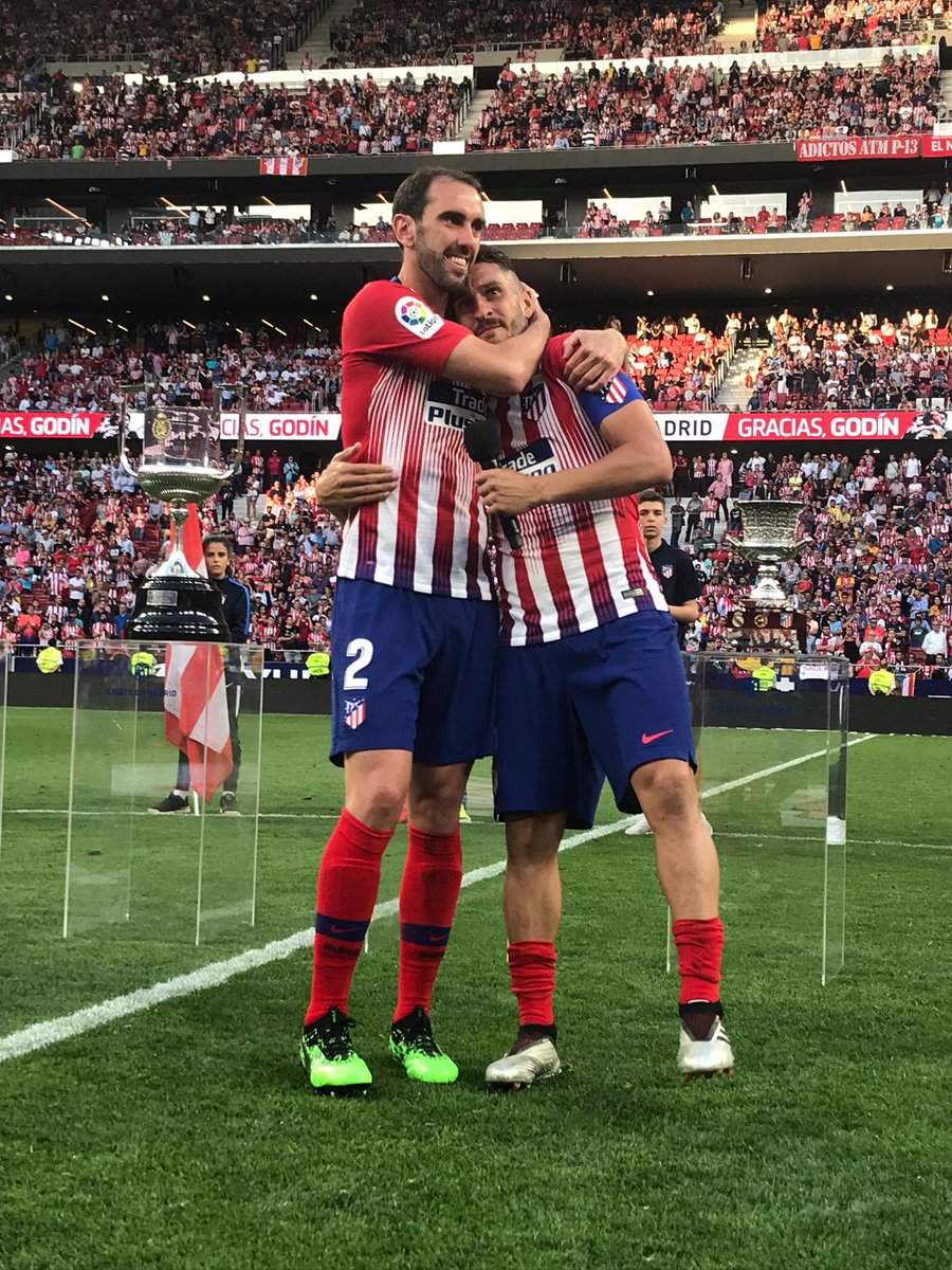 DavidCasta13's tweet image. 😭