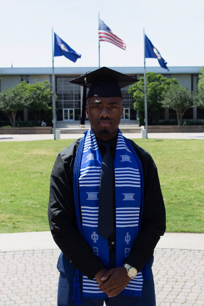 BetaSigma1914's tweet photo. We would like to congratulate Brother Mike Barnes on graduating from Old Dominion University with his Bachelor’s of Science in Cyber Security. He plans on going into the Navy Reserves while working in the field of IT Security. #VABlueandWhite #VASigmas #Scholarship https://t.co/JofC7d8BZI