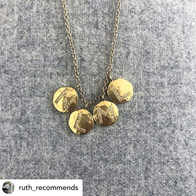 adelpheUK's tweet photo. ••• REPOST ••• @ruth_recommends Happy US Mother’s Day, especially to my own in Chicago. This is one of my most treasured possessions which is a daily reminder of my own four jewels. Self-gifted, very well worn and a beautiful and meaningful piece… https://t.co/QIdL2SKIdP https://t.co/TYHH31ZQQu
