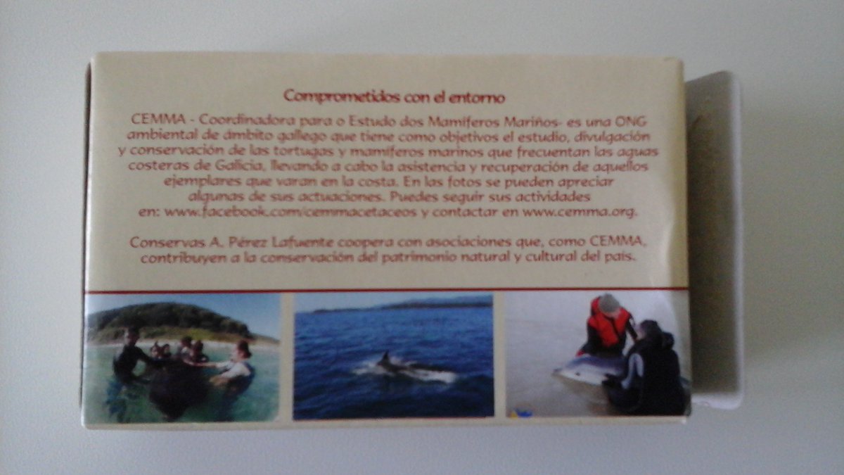 PanxeaCoop's tweet photo. Esto vai así, cando mercamos as conservas #PanDoMar en #PanxeaCoop apoiamos o #ComercioXusto , un proxecto de conservas sostibles, e se vos fixades na caixa tamén un compromiso con CEMMA Ong galega ambiental. Canto se pode facer cun so xesto! https://t.co/M6ob6vcB9O