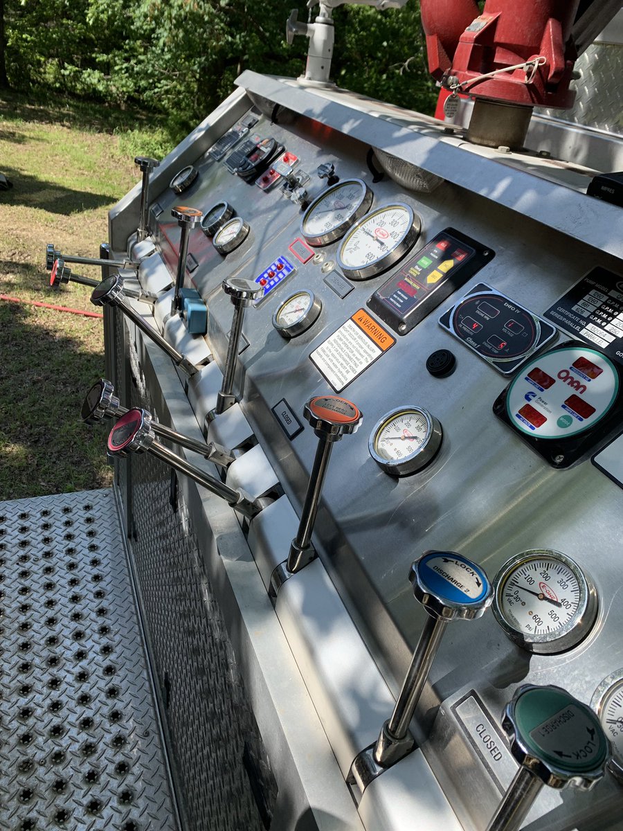 BrettLunsford's tweet image. My job&amp;gt;Your job #Pumping #Engine2