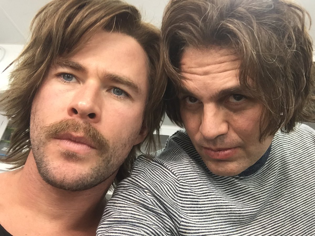 I really think this look worked for us. Right, @chrishemsworth? #BehindTheScenes #AvengersEndgame