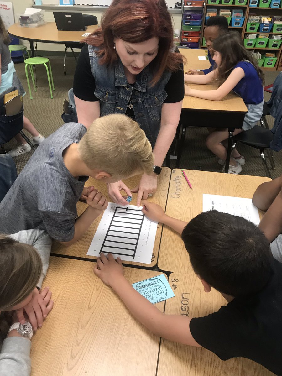 Ashley_Imming's tweet image. Today 3rd grade students used @Ozobot to practice our multiplication facts! What a fun way to review! Thank you @KimRues for making this possible. #R7proud #Kidcoding #Ozobots #STEM ✖️🔢