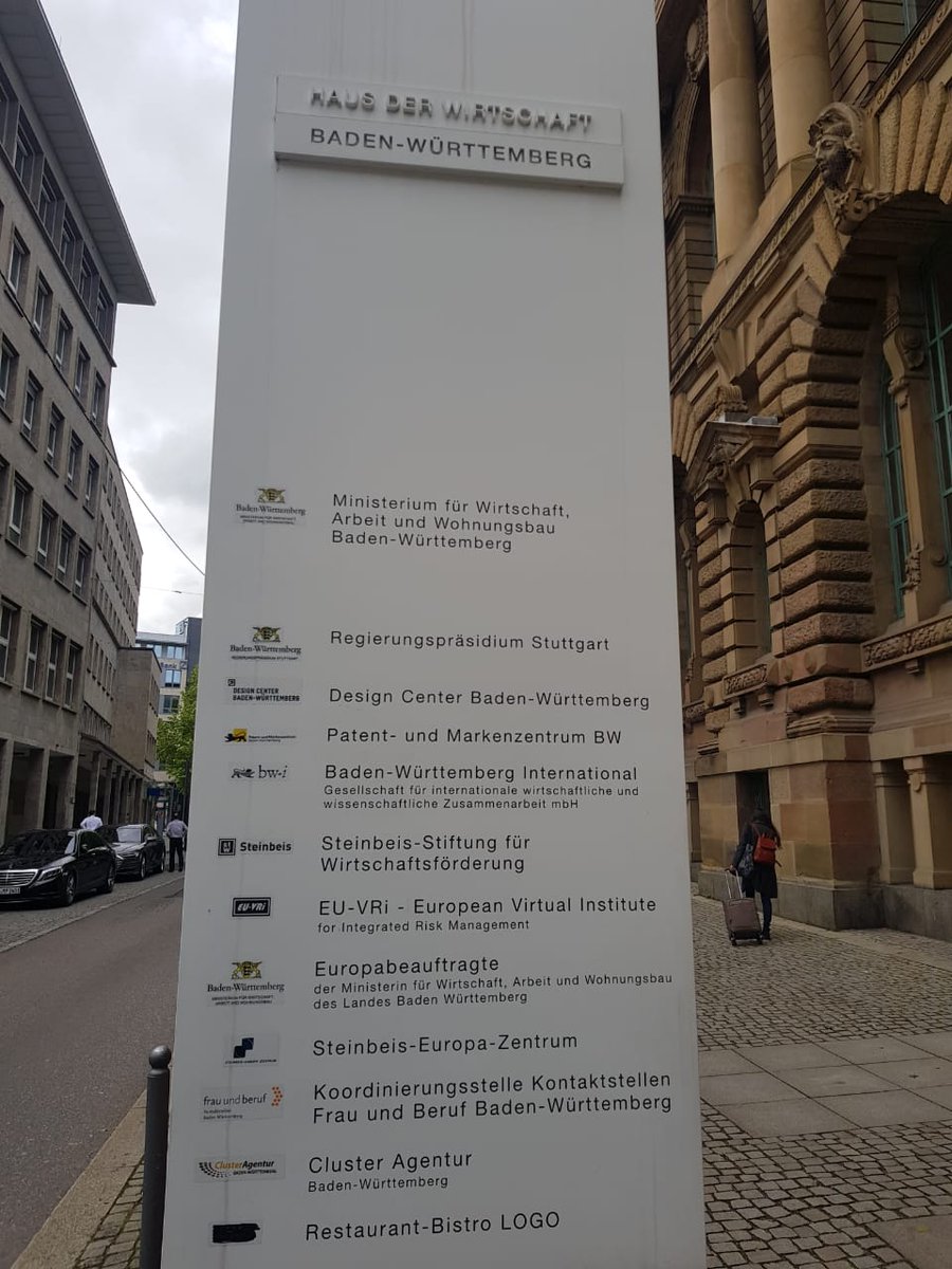 Memo_Zamora's tweet photo. Me reuní con Inés Banhardt directora regional de asuntos internacionales de Baden Württemberg, Alemania. Con quien el @GobOax trabajará una agenda de cooperación educativa, cultural y de negocios | @alejandromurat @Pedro_Matar @CGEFRI_GobOax https://t.co/jnVNs7pb2o