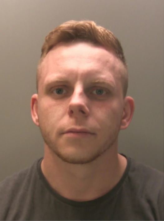 ‘Prolific’ burglar jailed again after targeting and trashing youth club dlvr.it/R4cg11