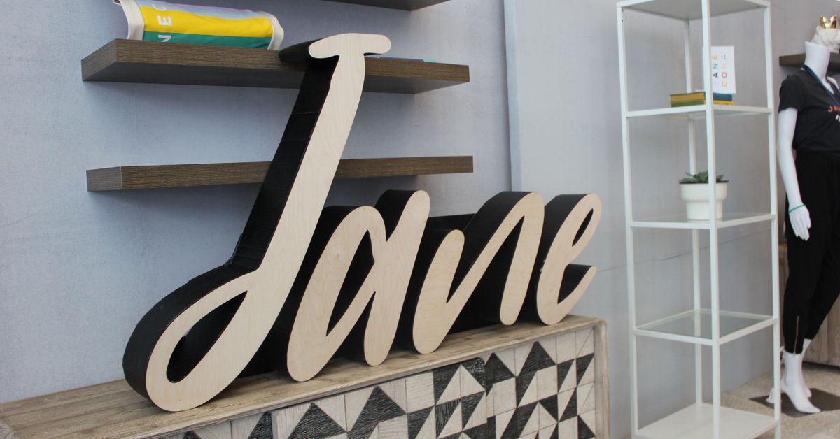 UtahValleyCC's tweet photo. We had another great year hosting JaneCon 2019!

#UVCC #UtahValleyCC #JaneCon #Jane.com #JaneCon2019 #Jane #Convention #MeetingSpace #EventSpace #UtahEventSpace #ProvoEvents #UtahEvents #ProvoEventSpace #UtahValley #Provo #SpectraExperiences https://t.co/qu6GsYAycF