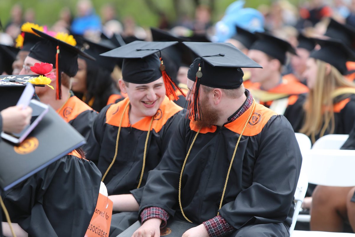 SUNYCobleskill's tweet photo. Another Commencement we'll remember. Catch a recap. #CobyGrad #Graduation2019
https://t.co/JTb8eQIpt9 https://t.co/Kqn9eZGdpv