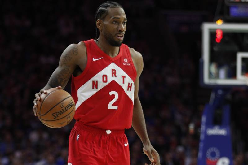 Players to score at least 240pts on 50 FG% in a playoff series (per  @bball_ref).Wilt, & #39;64.West, & #39;66.Kareem, & #39;77.Jordan, & #39;93.LeBron, & #39;18.Kawhi, & #39;19.Kawhi joins an elite list with that series performance.