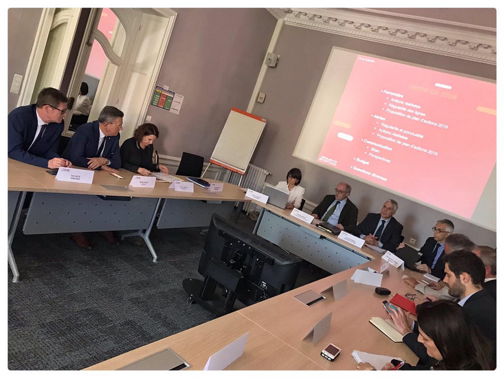 CA d’Objectif Capitales. 1 première année riche en mobilisation à laquelle les parlementaires ont naturellement participé pour faire gagner notre territoire. 1 obj commun : Bénéficier d’1 liaison ferrov qui mette Cl-Fd à 2h30 de Paris.
<a href="/F3Auvergne/">France 3 Auvergne</a> <a href="/lamontagne_fr/">La Montagne</a> @_INFOMAGAZINE