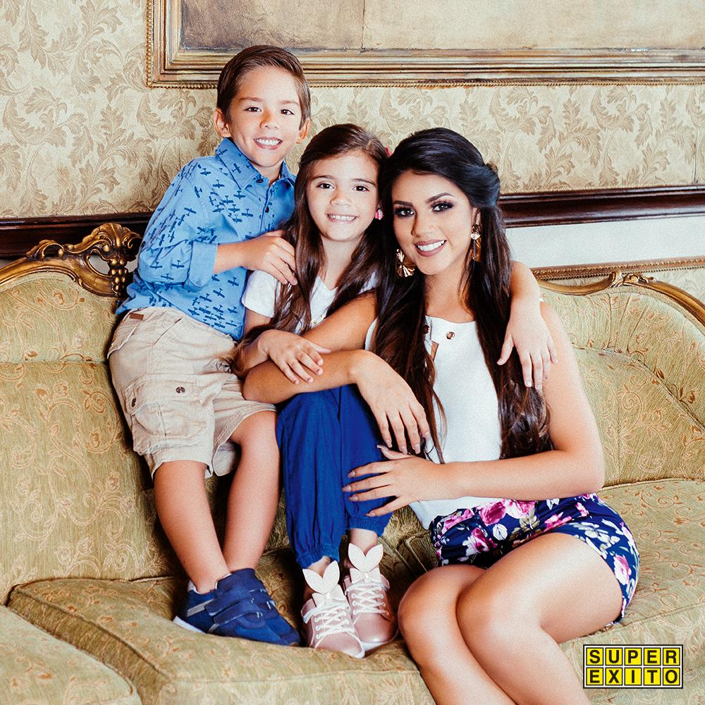 superexitoec's tweet image. Outfit Super Éxito + Familia unida = ¡Combinación Perfecta! Encuéntralo disponible en cualquiera de nuestros locales a nivel nacional.

#SuperÉxito #FashionFamily #FashionMom