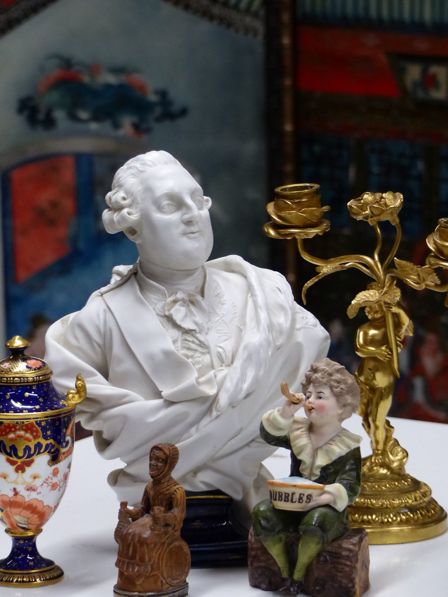JSFineArt1's tweet photo. around 100 fresh lots consigned today for our June 21st/22nd auction.. more entries always welcome. Valuations days tomorrow in Broadway @haymanjoyce  and Our Banbury offices #antiques #interiors #jewellery #antiquefurniture #antiquesforsale #antiquesroadshow #interiordesign https://t.co/PpMCOfExys