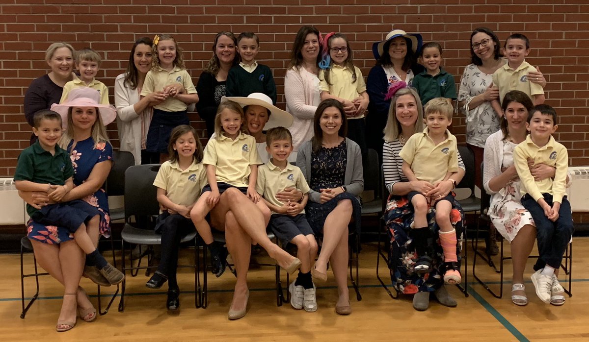MTCRegional's tweet photo. An MTC tradition, the First Grade Motherβs Day Tea. A morning for the first graders to show their mom how much they care! #MTCextraordinary #mtcschool #catholicschool #greatschools #MothersDay #firstgrade #ExploreAOPS @AOPS_Schools https://t.co/gJ8U9Yycz9