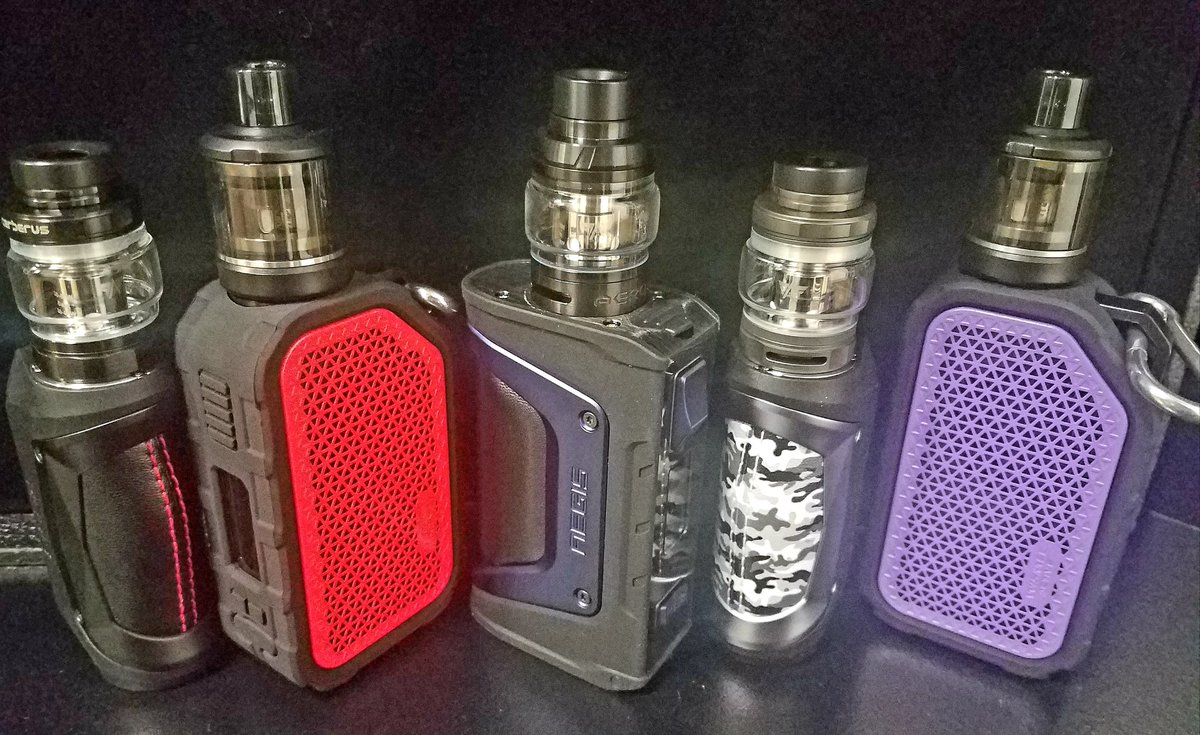 StylishVaporLLC's tweet photo. Summer vapes! Water resistant, bluetooth speakers and more! 
#vapelife #stylishvapor #geekvape #wismec #newbraunfels #river #waterproof #speaker https://t.co/wUr2gHfwUi
