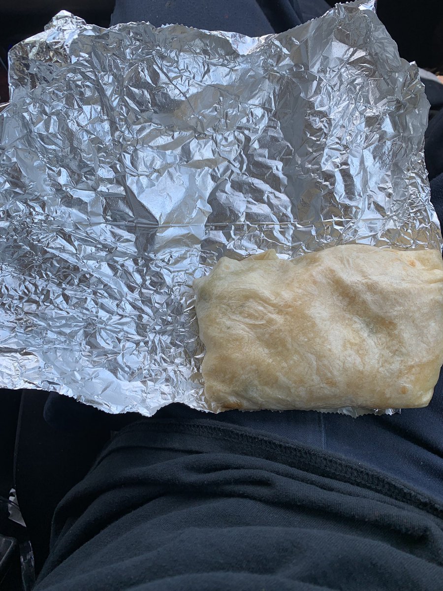 DjFlav's tweet photo. @ChipotleTweets  so I ordered a burrito today and it’s always ordered the same way. But today, I get half for the same price! Wtf😳🤦🏽‍♂️ https://t.co/TGrA3GDWuP