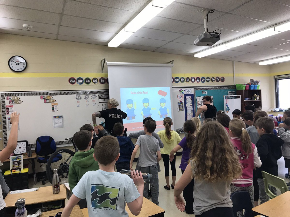 CstBoxall's tweet photo. @DrPerrySchool this morning with @childinjuryprev for #bikesafetyweek. Thanks to @SGItweets aquired brain injury project 3 lucky kids went home with brand new @DutchCycle helmets! #buildsafebikers @reginapolice @ReginapoliceCEU https://t.co/K6Def81QGy