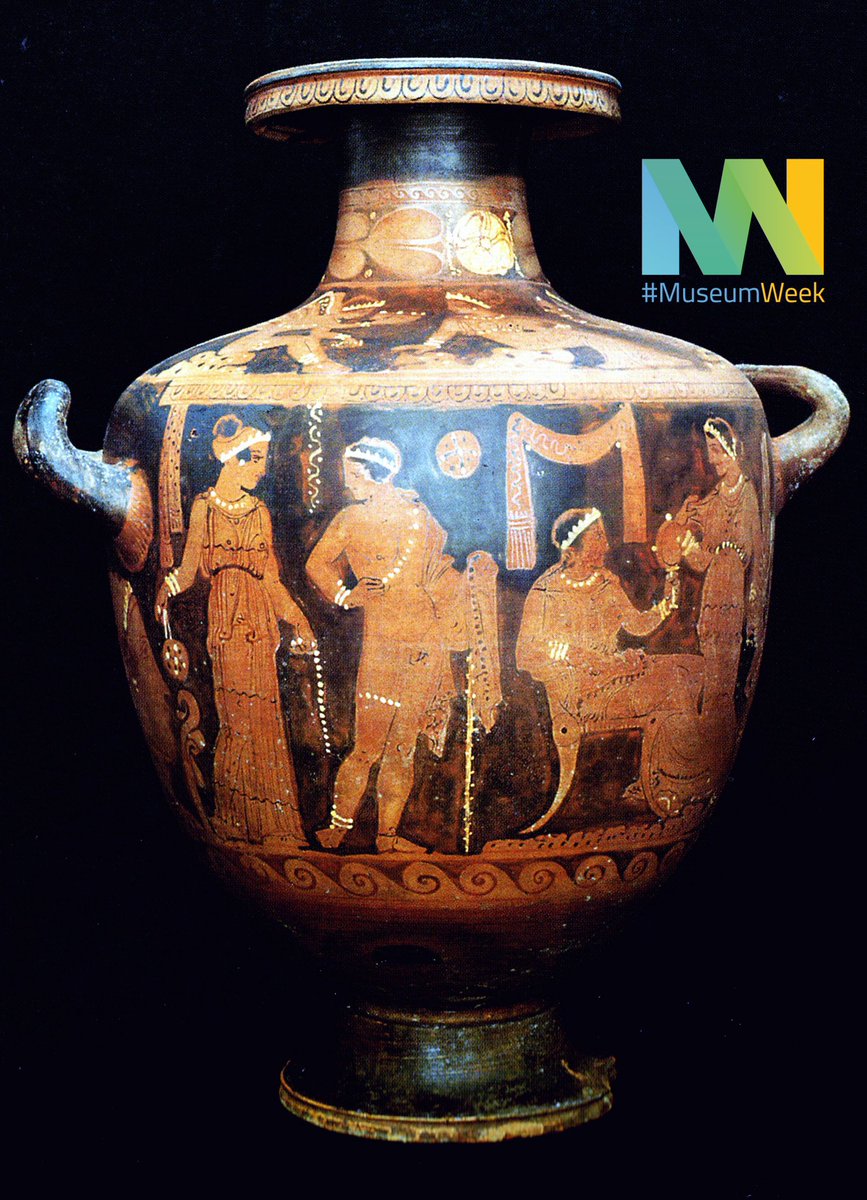 #museoarcheologico #lametino #LameziaTerme
E' una donna la protagonista delle scene sull’hydrìa di Cerzeto, uno dei pezzi più rappresentativi della collezione. Un’ipotesi interpretativa identificherebbe la giovane fanciulla con la ninfa Terina.
#museumweek #mw #WomenInCulture