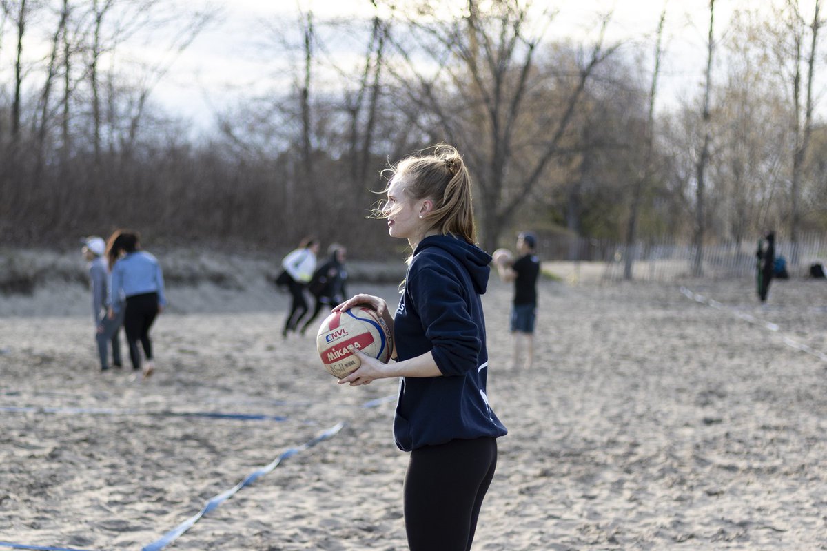 ashbridgesvb's tweet photo. Here are our favourite photos from the first week of the Spring session.  See you at the beach! 😎🏐⛱ #beach #volleyball #active #lifestyle #AshbridgesBay #Toronto #ONT #springr #friends https://t.co/g8mBZQr6Uf