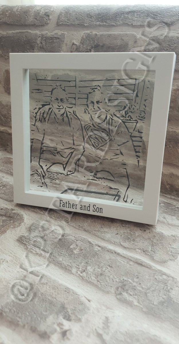 ♡ personalised frame with handcrafted image ♡

#love #alwaysinmyheart #bespoke #vinyl #handmade #handcrafted #personalised