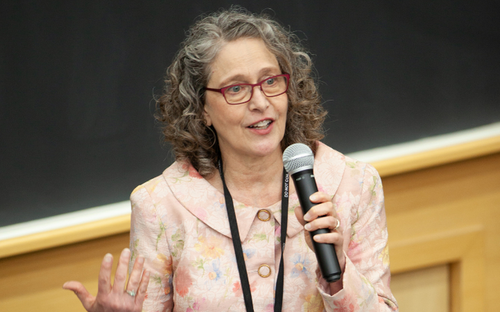 Duarte_Cau's tweet image. Como jornais podem recuperar a #credibilidade, segundo  pesquisadora
buff.ly/2LEfUkS

Sally Lehrman fala sobre a atual desconfiança nas notícias e de seu Projeto Credibilidade, que chegou ao Brasil em 2019 e conta com o #Nexo como um de seus integrantes
#Projor @abraji