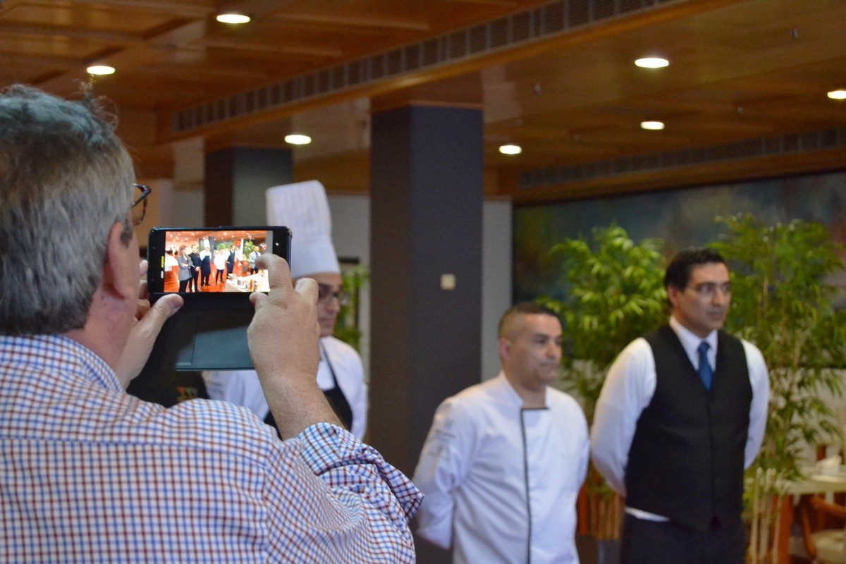 🍽️🇮🇨Con muchas ganas de presentar la nueva carta de <a href="/hecansa/">HECANSA</a>, con el producto canario como gran ingrediente, el asesoramiento del chef Rubén Cabrera y las enriquecedoras aportaciones de nuestro personal y de 15 expertos gastronómicos. Estoy seguro de que será un éxito.