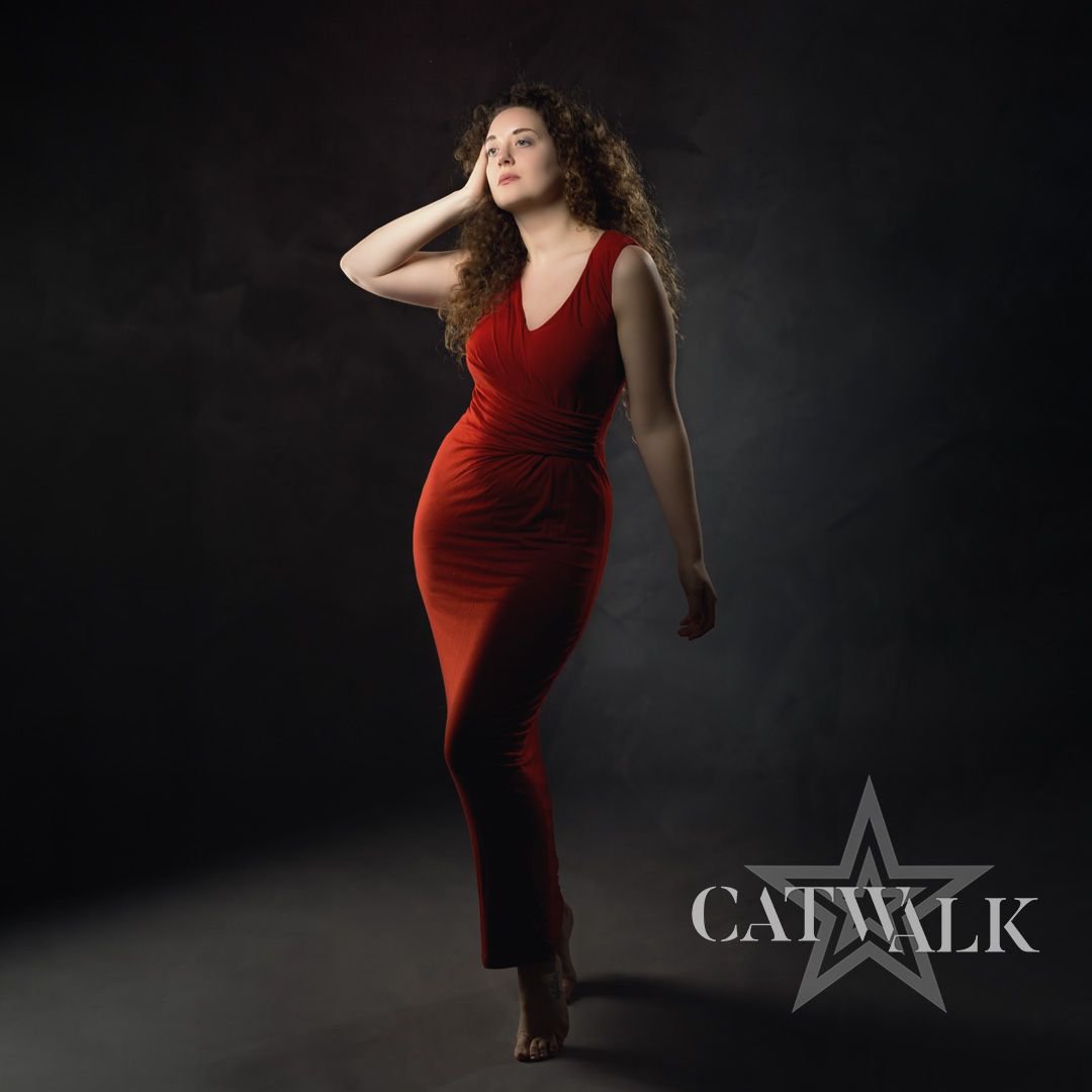 A recent Catwalk Shoot, nice Elegant and Arty.....

#photoshoot #makeover #fashion #elegant #photooxfordshire