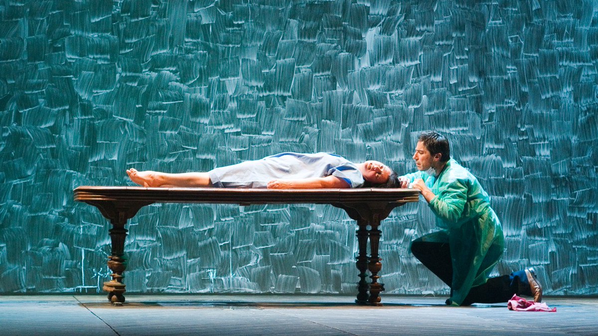 Le Carrefour international de théâtre de Québec célèbre son 20e anniversaire! 🥳  <a href="/festivaltheatre/">Carrefour théâtre</a>
Connaissez-vous bien les spectacles et moments forts du festival? 🤔 Essayez notre quiz! lafab.tv/2JjVonm
#théâtre #CapitaleNationale