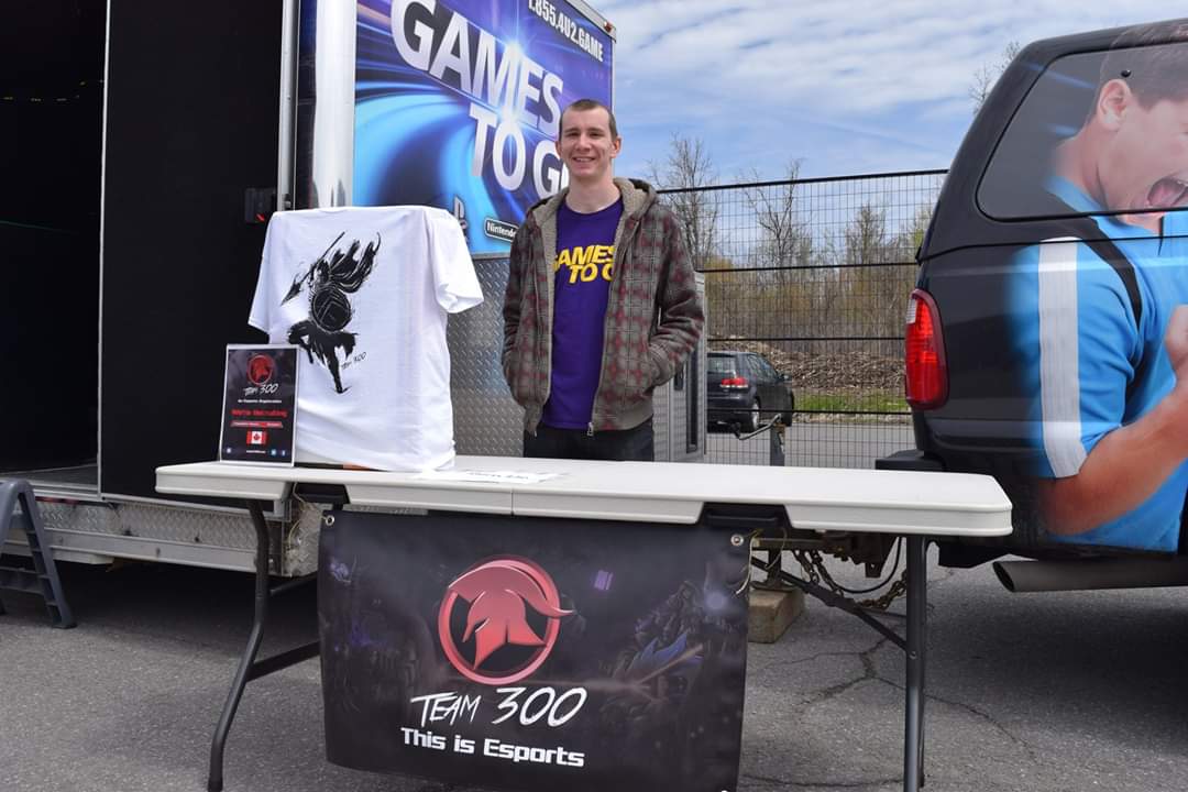 esport300's tweet photo. Great weekend at @ottawacomiccon!! Met some great admins from @dreamhackmontreal, cant wait to see what's next in the #esports scene for Ottawa. https://t.co/n8IO7bXaOP