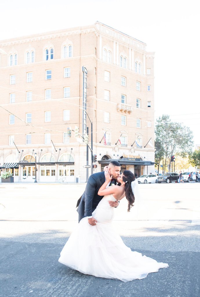 ShootAnyAngle's tweet photo. The best angle to get the couple with their venue in the background in this urban area was the middle of the street!  
#wedding #weddings #shesaidyes #weddingphotographers #weddingphotography #weddingideas #dreamwedding #sanjoseweddingphotographer #bayareaweddingphotographer https://t.co/W0s6E4qCcc